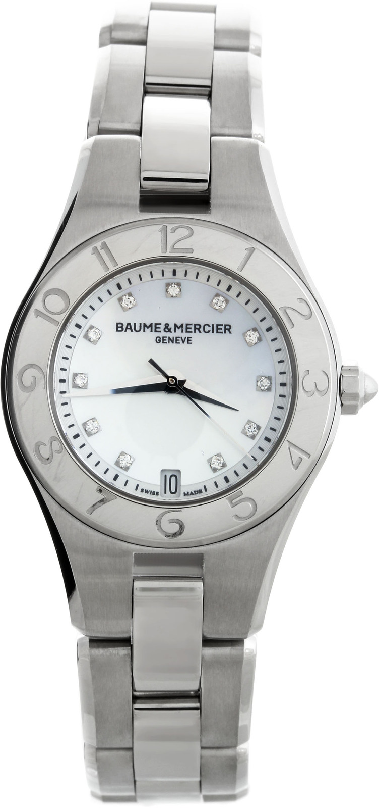 Baume&Mercier Linea MOA10011 Baume&Mercier Linea MOA10011Наручные часы<br>Швейцарские часы Baume&Mercier Linea MOA10011Данная модель входит в коллекцию Linea. Это настоящие Женские часы. Материал корпуса часов — Сталь. Браслет — Сталь. Циферблат часов защищает Сапфировое стекло. Водозащита этой модели 50 м. Основной цвет циферблата Белый. Часы обладают корпусом 27мм. Модель украшена бриллиантами.<br><br>Пол: Женские<br>Страна-производитель: Швейцария<br>Механизм: Кварцевый<br>Материал корпуса: Сталь<br>Материал ремня/браслета: Сталь<br>Водозащита, диапазон: 20 - 100 м<br>Стекло: Сапфировое<br>Толщина корпуса: None<br>Стиль: Классика