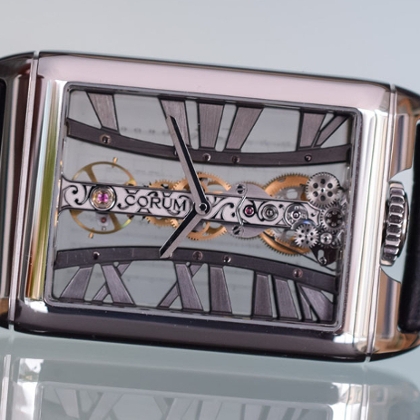 В ожидании BASELWORLD 2018: новые часы Corum Golden Bridge Rectangle Joachim Horsley.