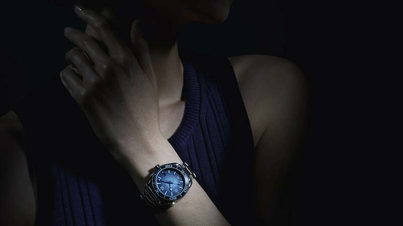 Omega Seamaster Planet Ocean 600M Summer Blue 215.30.40.20.03.002 Omega Seamaster Planet Ocean 600M Summer Blue 215.30.40.20.03.002