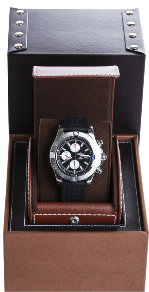 Breitling Avenger A1337111/BC29/155S Breitling Avenger A1337111/BC29/155S