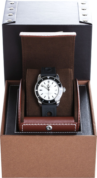 Breitling Superocean Heritage 42 A1732124/G717/200S Breitling Superocean Heritage 42 A1732124/G717/200S