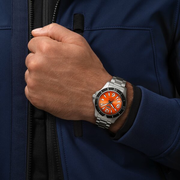 Breitling Superocean Automatic 42 A17366D71O1A1 Breitling Superocean Automatic 42 A17366D71O1A1