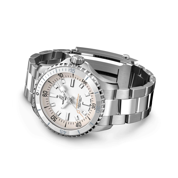 Breitling Superocean Automatic 36 A17377211A1A1