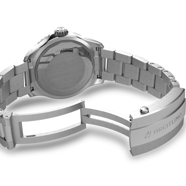 Breitling Superocean Automatic 36 A17377211C1A1