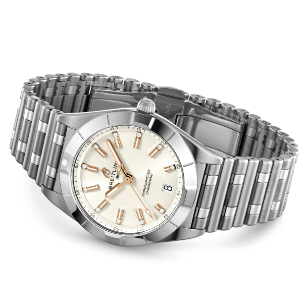 Breitling Chronomat 32 A77310101A3A1 Breitling Chronomat 32 A77310101A3A1