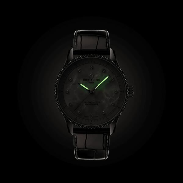 Breitling Navitimer 32 A77320E61A2P2 Breitling Navitimer 32 A77320E61A2P2