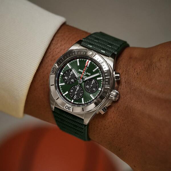 Breitling Chronomat B01 42 AB0134101L2S1 Breitling Chronomat B01 42 AB0134101L2S1