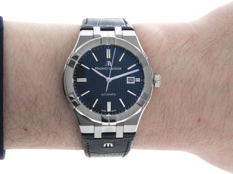 Maurice Lacroix Aikon AI6008-SS001-330-1 Maurice Lacroix Aikon AI6008-SS001-330-1