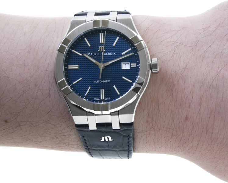 Maurice Lacroix Aikon AI6008-SS001-430-1