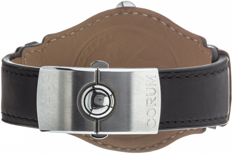 Corum Bubble Privateer 082.150.20 Corum Bubble Privateer 082.150.20