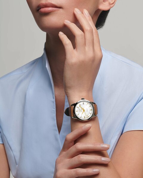 Longines Conquest Heritage L1.649.4.72.2