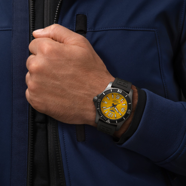 Breitling Superocean Automatic 46 M17368D71I1S2 Breitling Superocean Automatic 46 M17368D71I1S2