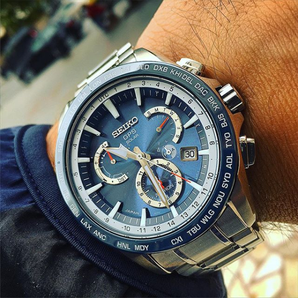 Seiko Astron SSE053J1