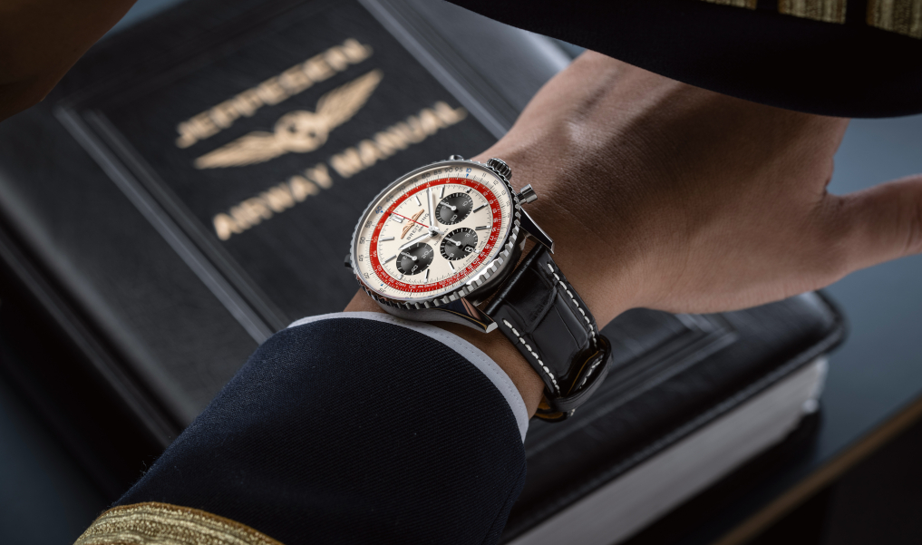 Новые часы из лимитированной серии Breitling Navitimer B01 Chronograph 43 Boeing 747