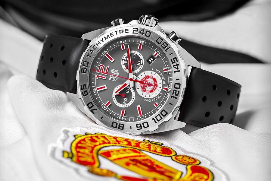 Часы TAG Heuer Manchester United Formula 1 CAZ101M.FT8024